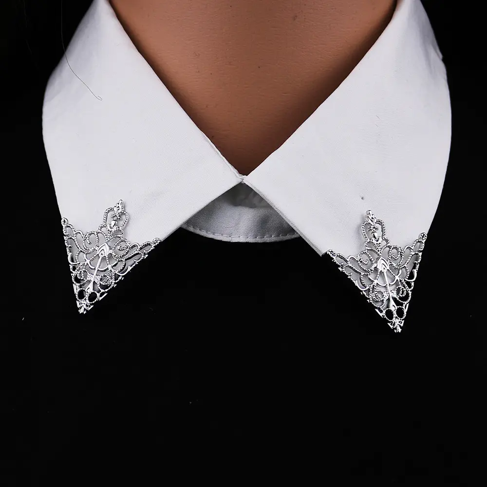 1 Pair Trendy Suit Shirt Collar Pin Tree Leaf Wings Leopard Hollowed Triangle Crown Brooches For Men and Women Daily Accessories