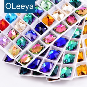 OLeeya Wholesale Premium 5A Strass à coudre cosmiques à dos plat, en verre biseauté de grande taille, pour la confection de bijoux - Product Image 1