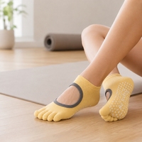 Chaussettes de yoga Pilates personnalisées à cinq doigts, coupe basse, antidérapantes, respirantes, séchage rapide, avec logo OEM pour femme