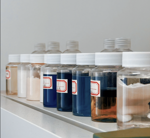 ไวนิลนีโอเดคาโนเอต ของเหลวไม่มีสี CAS 26761-45-5 สารเคมีอินทรีย์ระดับกลาง - Product Image 2