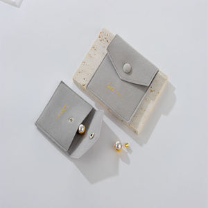 Custom Mini Soft Flap Double Sided Velvet Pouches Double Faux Soft Flap for Ring Storage Jewelry Container - Product Image 3