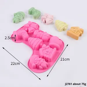 Stampo in Silicone per Decorazione Torte a Tema Natalizio con Albero di Natale, Omino di Pan di Zenzero e Fiocco di Neve, Stampo per Frutta, Biscotti e Zucchero per Natale - Product Image 6