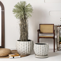 Pot de fleurs créatif unique fait main en forme de cactus pour extérieur, balcon, jardin, en argile fibreuse, finition vernie à l'eau, style moderne et minimaliste