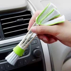 Brosse de nettoyage intérieure pour fentes de climatiseur de voiture en plastique, outil anti-poussière - Product Image 1