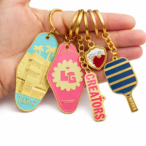 Wholesale Factory Design Your Own logo Key Tags Keychain Accessories Charms Cute Metal Soft Hard Enamel Zinc Alloy Keyring