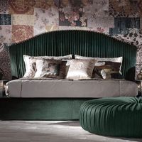Italienisches Luxuriöses Modernes Bett aus Mattleder, Großes Flaches Bodenbett für Villen, Weitflächiges Softbett für Hauptschlafzimmer