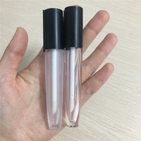 Emballage cosmétique de tube de brillant à lèvres de matière plastique de luxe de lustre de lèvre de style de stylo vide