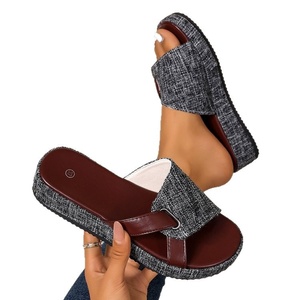 <span class=keywords><strong>Sandales</strong></span> européennes d'été pour femmes, <span class=keywords><strong>grande</strong></span> taille, à semelle épaisse, style color-block, à enfiler, pour l'extérieur, nouvelle collection, approvisionnement exclusif transfrontalier en gros - Product Image 6