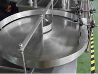 Ligne de production automatique de comprimés et de capsules