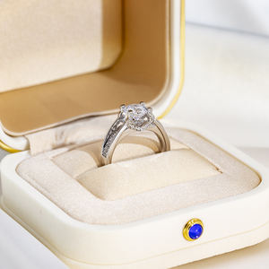 Anillo de Diamantes Cultivados en Laboratorio Messi Jewelry MSR-1744, Oro de 18K, Corte Redondo, Diseño de Garra de Toro, Joyería de Moda - Product Image 3