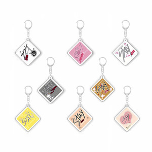 Llavero de acrílico con diseño de dibujos animados de Stray Kids, accesorio de recuerdo del grupo masculino, del mismo estilo. - Product Image 1
