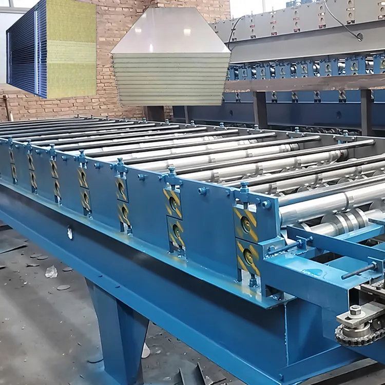 Building material machinery color steel roof and wall sandwich panel production line