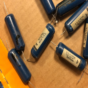 Nuovo Stock Originale Pronto per la Spedizione: 30 Condensatori Vintage Blu da .18 µF 200V per Chitarra, Tondi da .2 a .22, Lotto - Product Image 2