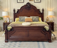 Lit de Roi Classique en Bois Massif Sculpté pour Villa et Mobilier de Chambre Antique GSA40-GSA42