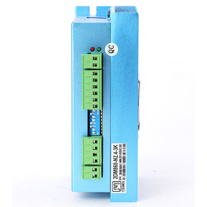 แผงวงจรขับสเต็ปปิ้ง <span class=keywords><strong>2DM860</strong></span> สำหรับเครื่องมือกล พร้อมโครงสร้างภายในป้องกันการสั่นสะเทือนและป้องกันการสะท้อนเสียง - Product Image 3