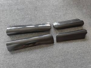 Faldones Laterales de Fibra de Carbono Estilo HM JINGYUE para <span class=keywords><strong>Ferrari</strong></span> F430, Kit Extendido de Cuatro Piezas Usado, Tornillos de Fijación, 1 Año de Garantía - Product Image 2