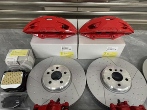 Kit d'étriers haute performance pour modèles de châssis M-Type, avant 4+374mm, arrière 1+345mm, état neuf - Product Image 3