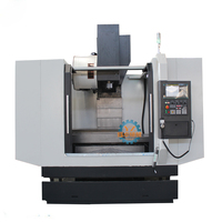 Centre d'usinage de métaux CNC à tringlerie verticale à cinq axes CNC VMC1270 avec haute précision