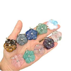 Colgante de flor tallada a mano con gemas naturales, chapado en plata de latón, con diamantes CZ, collar de joyería, regalo para fiesta - Product Image 1