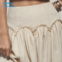 Ensemble deux pièces sur mesure OEM pour femmes, haut court en coton et lin avec volants, jupe longue smockée