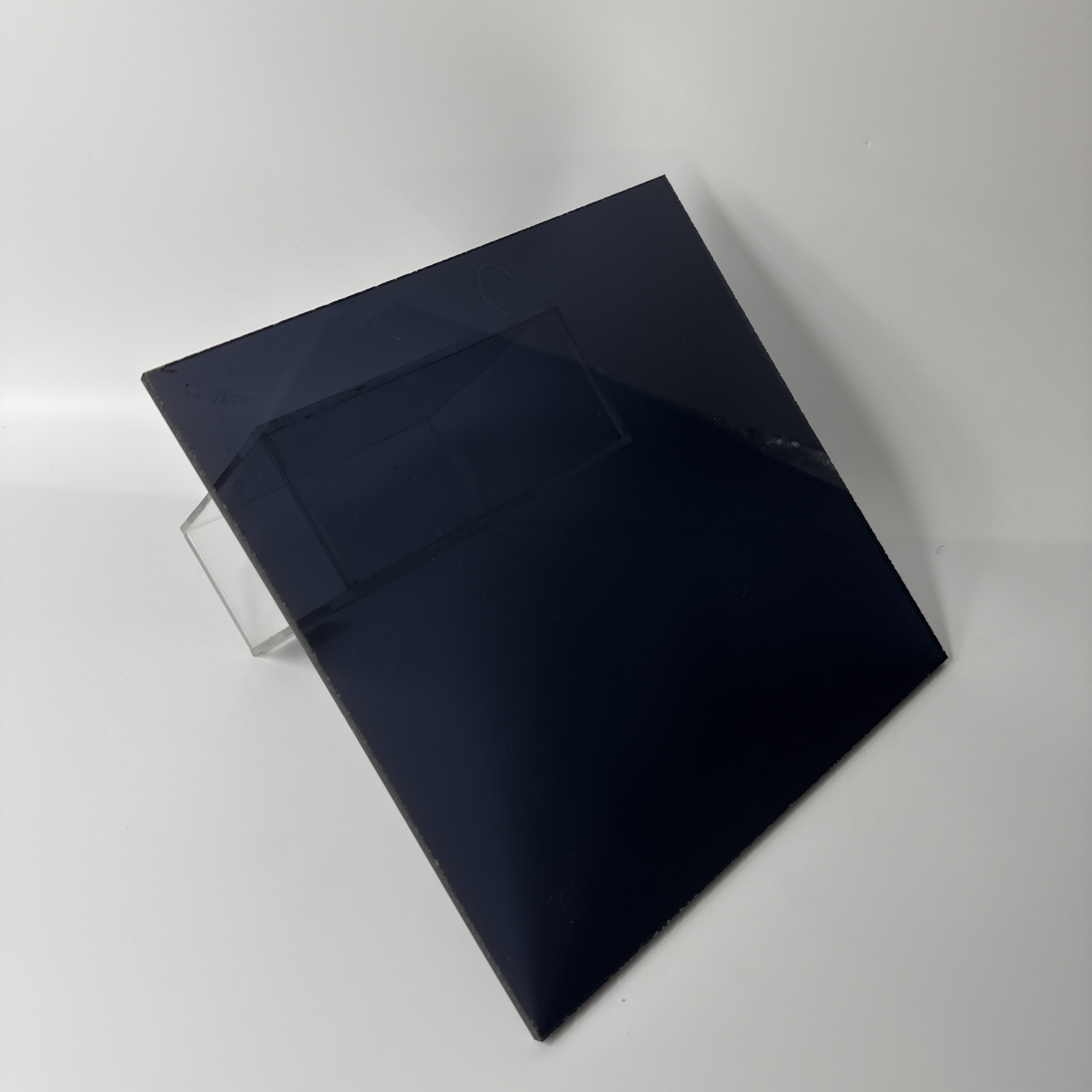 Dark Tea Translucent