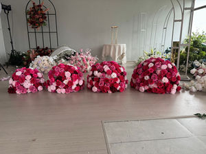 Nuova <span class=keywords><strong>Serie</strong></span> Rosso Scuro di Sfere di Fiori Artificiali Simulati per Decorazione di Sfondo per Palcoscenici Matrimoniali - Product Image 5