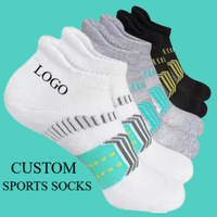 Chaussettes de sport respirantes à ions d'argent antibactériennes personnalisées absorbant la sueur et séchant rapidement, douces et confortables