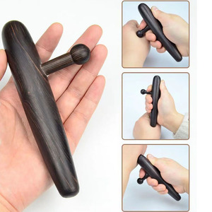 Multifunktionaler hölzerner Akupunktur-Stick Fuß-Punkt-Massagestick dreieckiger Sparrow-Stick Akupunktur-Punkt-<span class=keywords><strong>Mini</strong></span>-Massagestick - Product Image 5