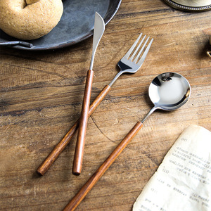 Cubertería Occidental de Acero Inoxidable, Cuchillo, Tenedor y Cuchara para Filete con Mango de Madera de Palisandro Vintage para Hotel, Fabricante Mayorista - Product Image 2