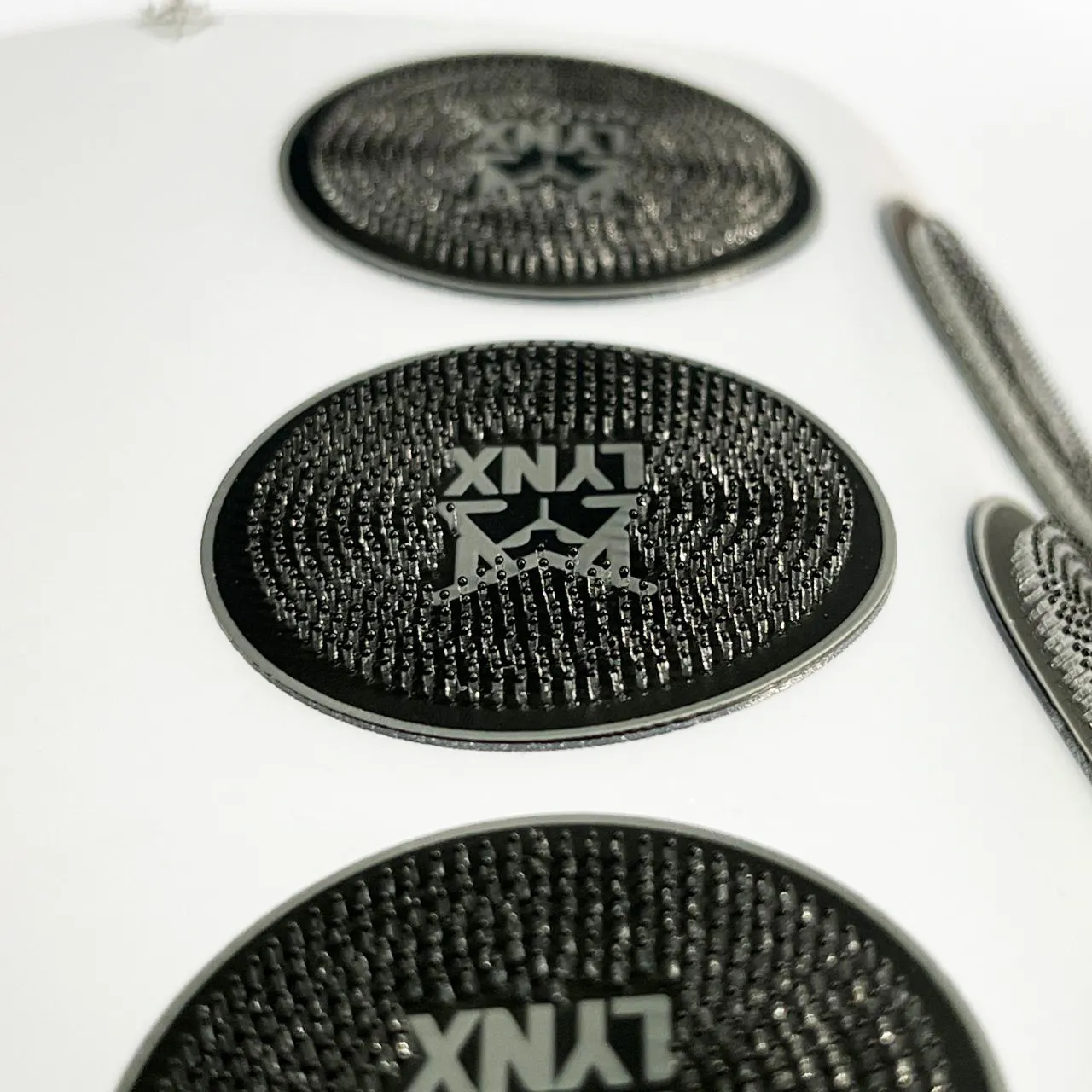 사용자 정의 하이 퀄리티 실리콘 고무 열전달 인쇄 3D 부드러운 고무 로고 고무 씰 핫 스탬핑 브러시 실리콘 라벨