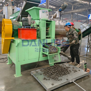 Satisfaction Guarantee Coke Powder <b>Ball</b> Pressing Production Line Coke Powder Briquetting <b>Machinery</b> - Product Image 4