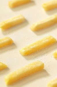 Papas fritas reales patatas fritas originales miel mantequilla <span class=keywords><strong>queso</strong></span> y sabor a Lima patatas fritas crujientes aperitivos en bolsa de 72g - Product Image 6