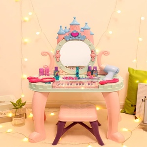 Trucco da donna con cartoni animati per fingere di giocare a toletta <span class=keywords><strong>Set</strong></span> di gioielli da principessa giocattoli e regali di plastica di bellezza e moda - Product Image 3