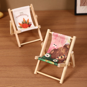 Sedia da spiaggia <span class=keywords><strong>in</strong></span> legno a forma di cartone animato, supporto per cellulare, supporto da scrivania, supporto per pigri, decorazione <span class=keywords><strong>in</strong></span> stile carino, per ufficio e <span class=keywords><strong>serie</strong></span> <span class=keywords><strong>TV</strong></span> - Product Image 2