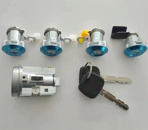 Khóa Công Tắc Land Cruiser HZJ79, Khóa Công Tắc Đánh Lửa 69057-60211 - Product Image 1