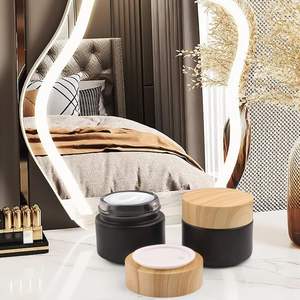 Tarro de Crema para el Cuidado de la Piel, Tarro Cosmético de Vidrio Negro Mate Recargable con Tapa de Rosca de Bambú - Product Image 4