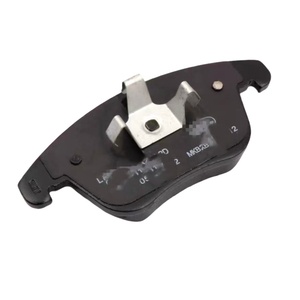 Systèmes de freinage automatique Plaquette de frein en céramique de qualité supérieure pour 2023 La nd Ro ver de fen der Condition Nouveau - Product Image 2