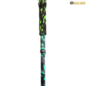Bâtons de randonnée en fibre de carbone Okhealing, camouflage vert, 3 sections, légers - Product Image 4