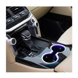 Upgrade interno di Toyota Land Cruiser LC200 al nuovo stile di LC300 2025 nuovi design d'<span class=keywords><strong>interni</strong></span> - Product Image 5
