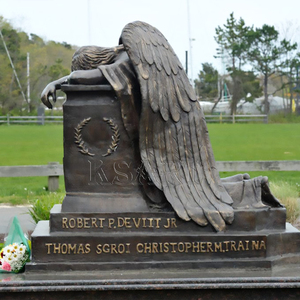 Estatua de bronce de tamaño real, escultura al aire libre, mujer triste acostada en lápida, fundición y técnicas de impresión de troquelado - Product Image 6