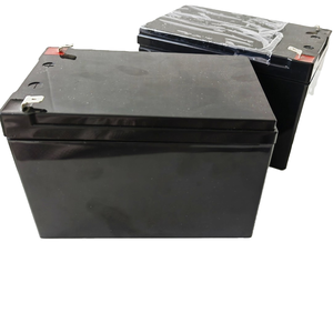 Batería de fosfato de hierro y litio LiFePO4 de 12V 100Ah, impermeable IP65 para vehículos recreativos, embarcaciones y carritos de golf fuera de la red - Product Image 1