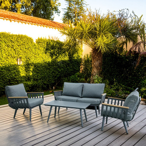 Novo Conjunto de Móveis de Jardim com Design Moderno, Sofá de Luxo para Exterior, Conjunto de Sofá e Mesas, 4 Peças - Product Image 5