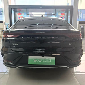 BYD Han EV Edición Piloto 2025, 701 km de Autonomía, Tecnología Lidar, Motor Único de 245 CV (RWD), Sedán de 4 Puertas y 5 Asientos - Product Image 3