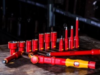 ALLWAYSTOOLS Professionnel 1000v 3/8 ''Isolé 2 Couches Type E Socket VDE Outils à Main avec Support OEM