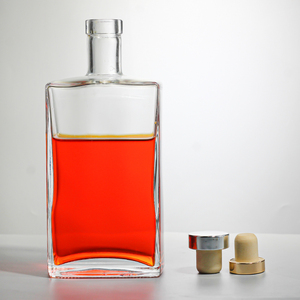 China Glass Luxury Square Glass Lliquor Botella para Whisky Vodka <span class=keywords><strong>Licor</strong></span> vacío Spirit 700ml con sello de corcho - Product Image 3