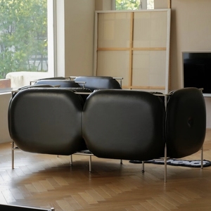 Sofá Mediano de Cuero Negro LC Antiguo, Diseño <span class=keywords><strong>Retro</strong></span> Bauhaus, <span class=keywords><strong>Muebles</strong></span> para Apartamento u Hotel con Acero Inoxidable para Sala de Estar - Product Image 4