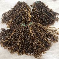 Superbe tissage double drawn en promotion, lots de cheveux bouclés Pixie avec mèches, extensions de cheveux humains bruts vietnamiens en gros pour revendeurs