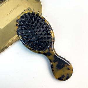 Peigne à cheveux portable haut de gamme fait main en acétate multicolore, avec coussin d'air ovale, pour massage, design mignon pour filles - Product Image 6