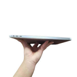 แล็ปท็อปปลดล็อคขายส่ง มือสอง รุ่น Mcbook แรม 32GB หน่วยความจำ 1TB  Mabook Pro 15 นิ้ว ปี 2019 Intel 9th I7 Hexa Cores - Product Image 3