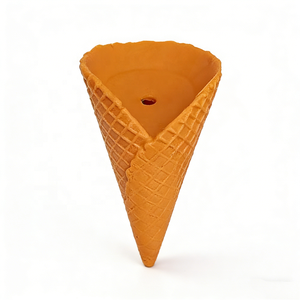 Figurine réaliste de cornet de gaufre et de crème glacée, en plastique PVC écologique, coque imitation croquante, décoration alimentaire factice réaliste, motif cœur - Product Image 1
